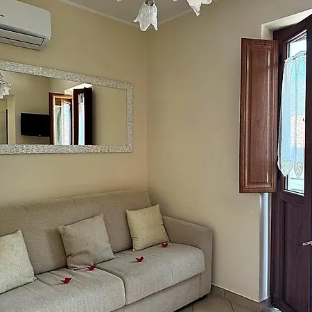 فندق مبيت وإفطار Da Conte Al Vicoletto 3*