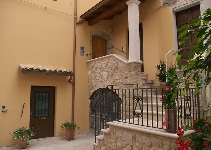 Da Conte Al Vicoletto Nocleg ze śniadaniem 3*